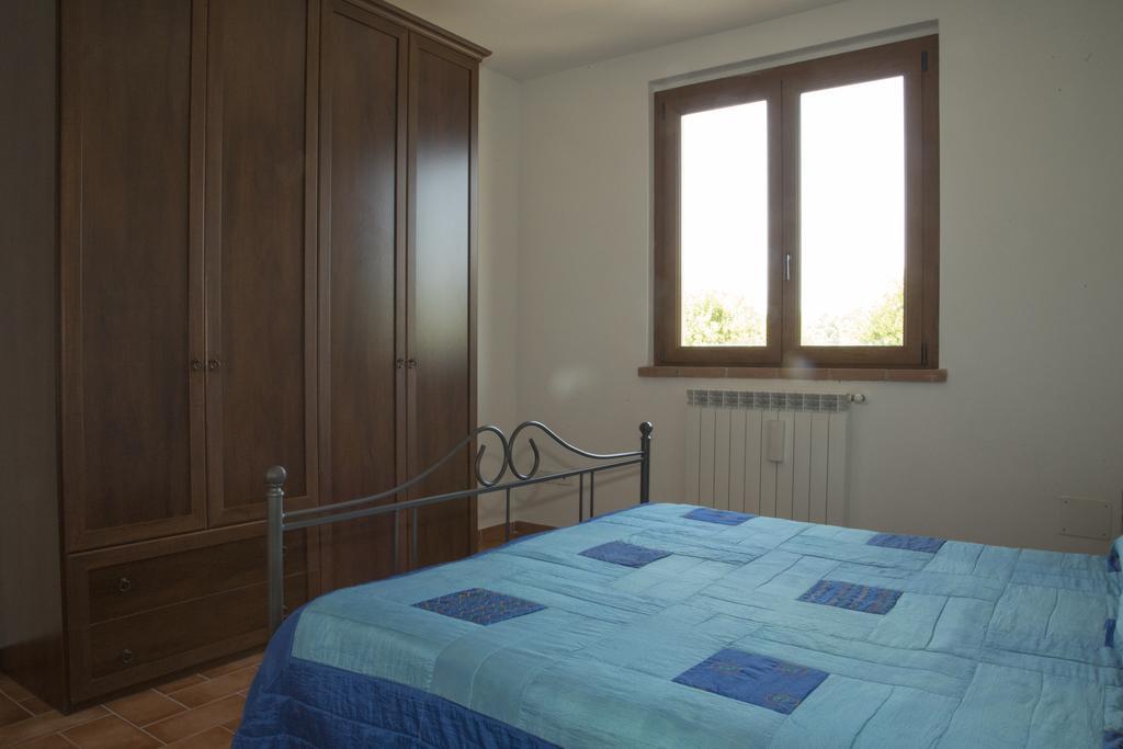 Agriturismo Sant'Orsola فولّونيكا الغرفة الصورة